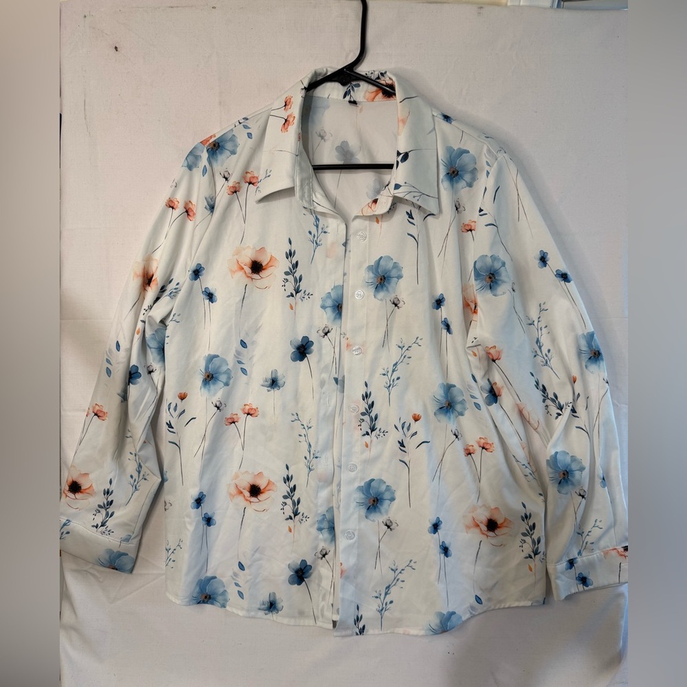 🔵 White Floral Button-Up Shirt with Blue and Peach Blooms